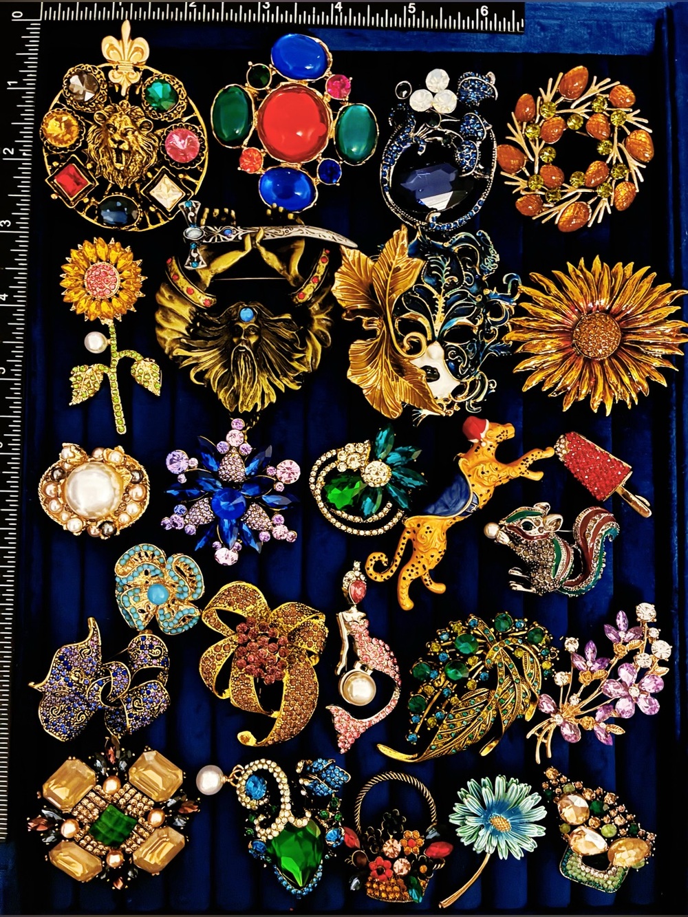 Lot of 25 Costume Statement Brooches Pins Rhinestone Flower Animal Floral